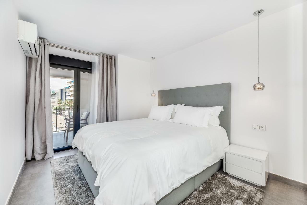 By Riva - Luxurious, Exclusive 2 Bedroom Apt Inside Puerto Banus Marbella Exterior foto